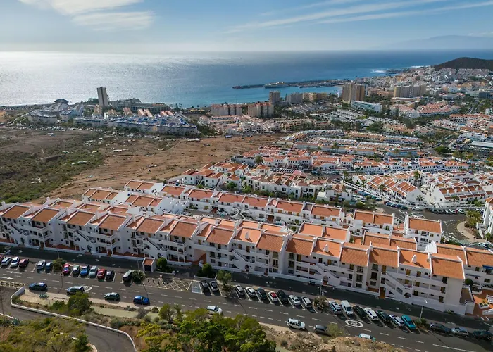 Sunlit Isle - Heated Pool, Fibre Net, Cristianos