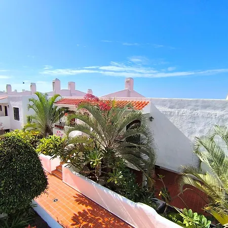 דירה Sunlit Isle - Heated Pool, Fibre Net, Cristianos