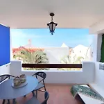 Sunlit Isle - Heated Pool, Fibre Net, Cristianos דירה