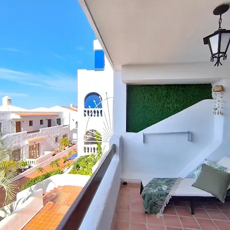 Sunlit Isle - Heated Pool, Fibre Net, Cristianos Appartement Los Cristianos (Tenerife)